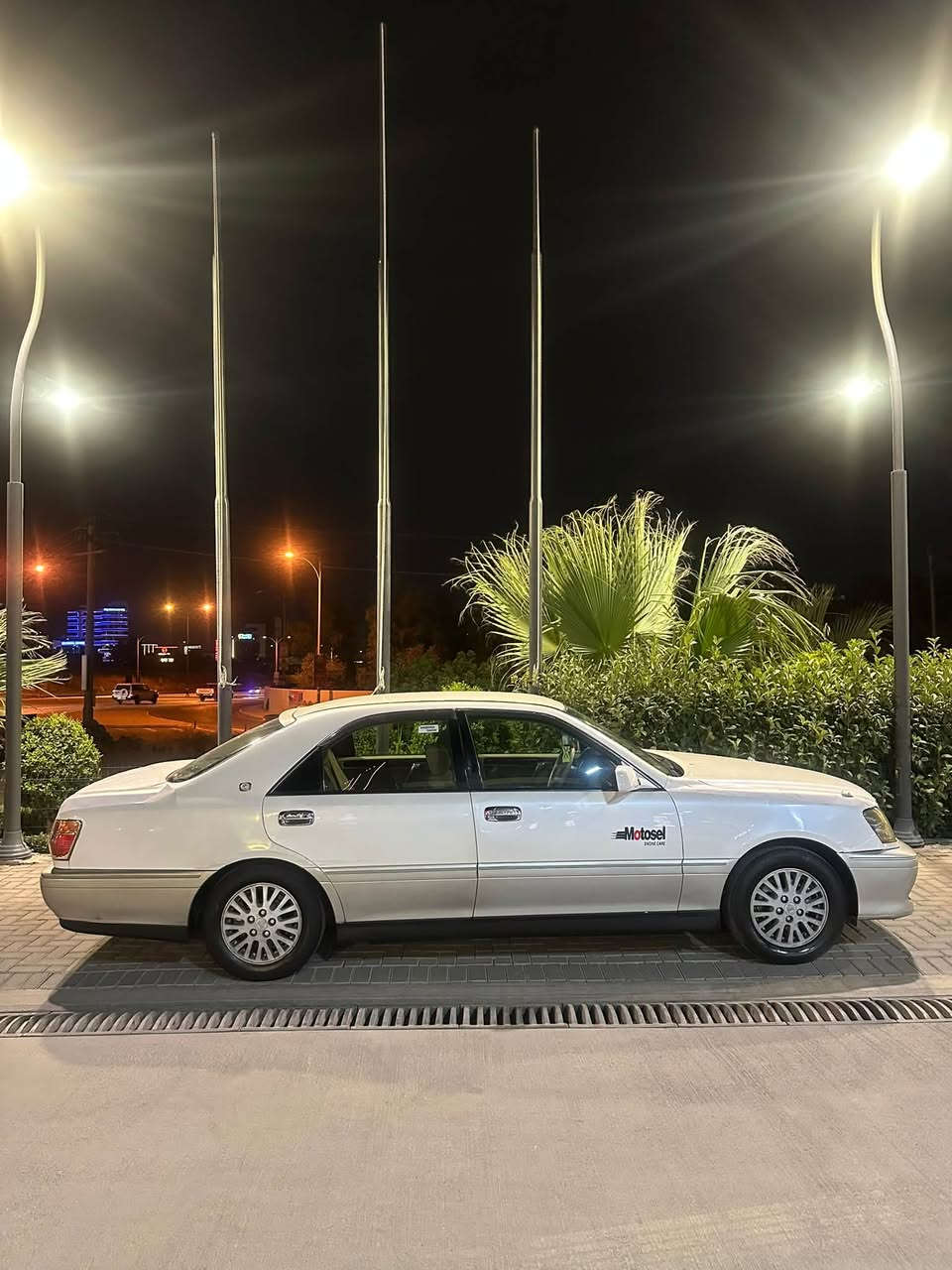 مەلیکە براوە مەکینە  مەرخوب VVT  مۆدیل ٢٠٠١ داژبڵ نەجەف یەک دوگمە سەیارەکە داعم و لیدراوی نیە بۆیاخ سەقف و حیزام بەشەرت نرخی  خوار بازار قفلی ٣٥گەلا بۆ سعر تیل مەکە لە سیلیمانیم ***********
