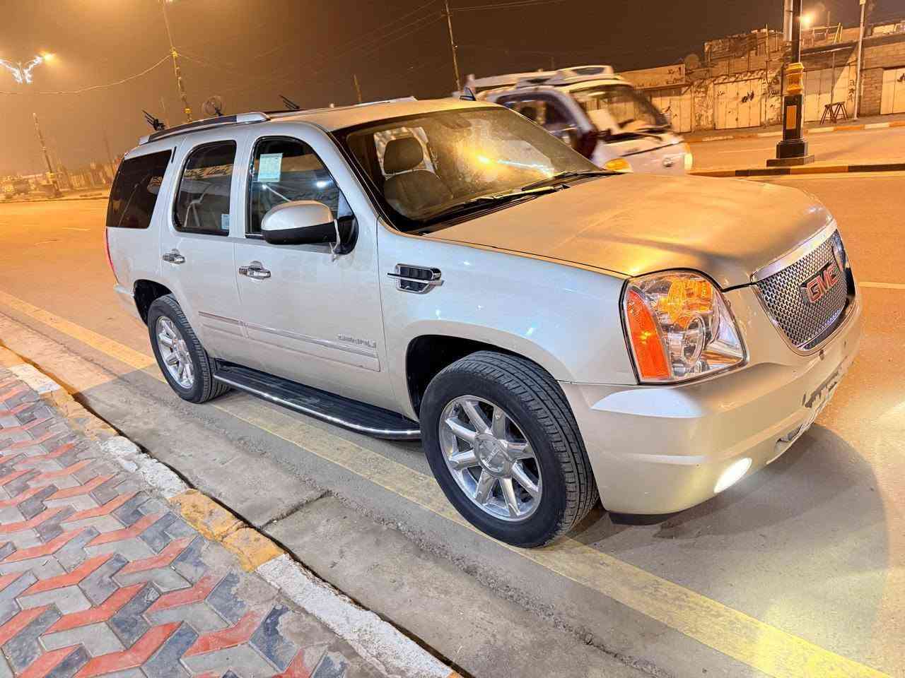 السلام عليكم يوكن 2012 اللون صدفي رقم بصره مشروع وطني فول مواصفات DENALI ماشيه 96 جديده السياره .
السعر:220
العنوان: ميسان 
رقم الموبايل: *********** 
السلام عليكم يوكن 2013 اللون ذهبي رقم سليمانيه  مواصفات DENALI
 كروب يوكن العراق @
