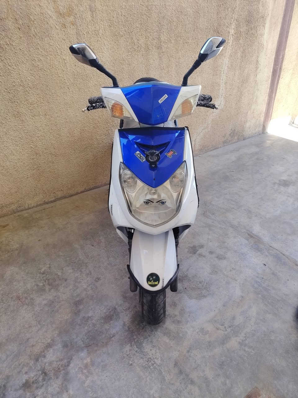 ماطور سكنس فحل نوزل سلف هندر محرك ما مفتوح شرط الفحص كهربائيات كلها شغاله مابيها عيب السعر ٨٥٠ وبيها مجال لشراي مكاني كركوك حي العسكري *********** وتساب ***********
