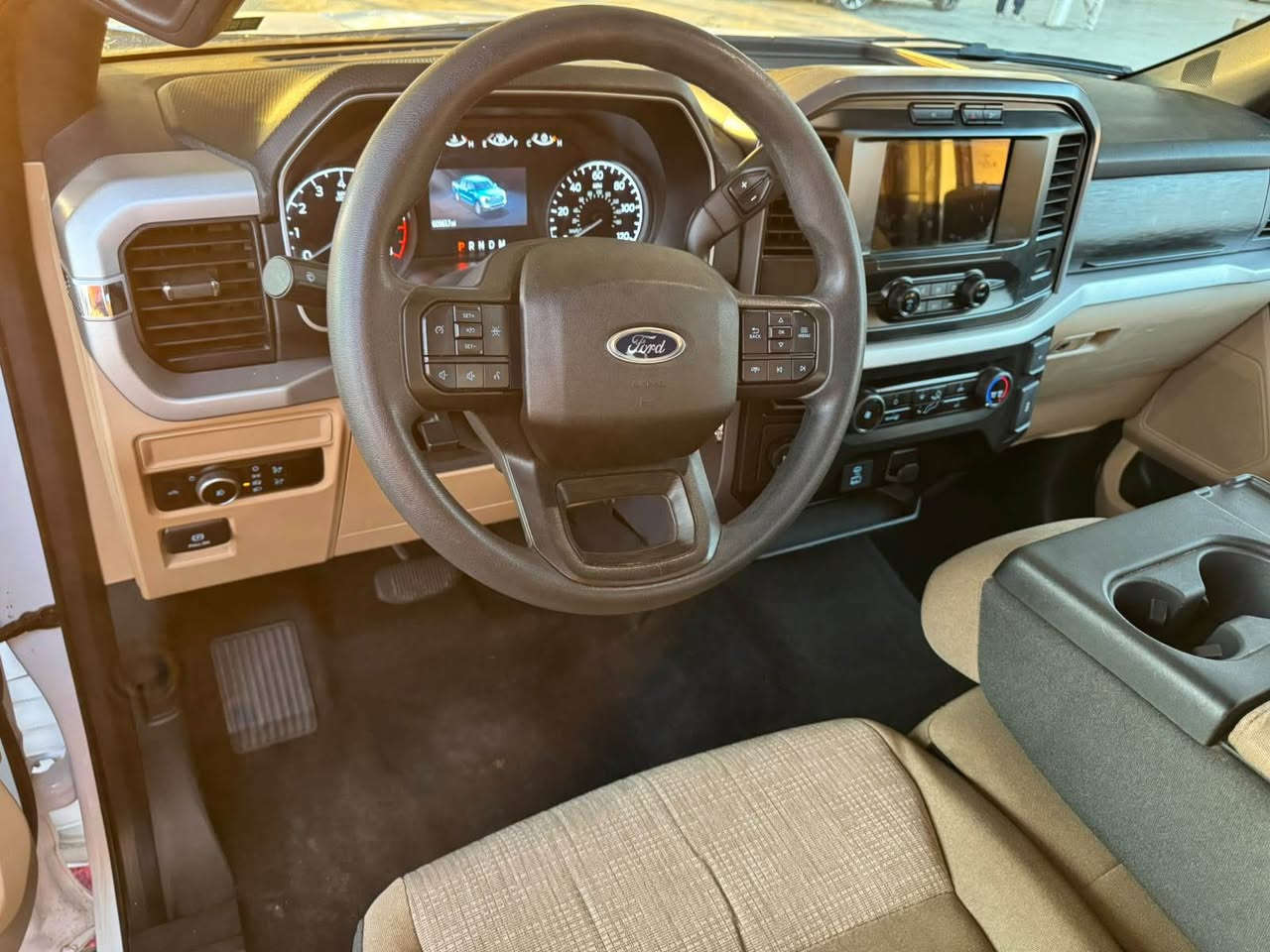 🚗 فۆرد F-150 مۆدێل 2023 بۆ فرۆشتن 🚗
🔹 مۆدێل: 2023
🔹 مواسەفات: XLT
🔹 مەکینە: 8 بستۆن (V8) – ئاسایی (بێ تۆربۆ) ⚙️
🔹 گێڕ و مەکینە: بەشەرت، نەکراوەتەوە 🛠️
🔹 بۆیاخ: تەنها یەک چەمەلخی پێشەوە بۆیاخە (بێ ناوبڕتن و بێ زیانی ناوەوە) 🎨
🔹 دۆخ و پاکی: پێش و دوای بێ چرکەیە، چوار تایەی لۆکی لەژێرە 🛞، هەموو شتێکی تازەیە و بەناوی خۆمەوەیە 📑
📍 شوێن: سلێمانی
💰 نرخ: 24,800$ (248 وەرەقە) – مەجالێکی کەم
📞 ژمارەی پەیوەندی: *********** السليمانية, العراق
