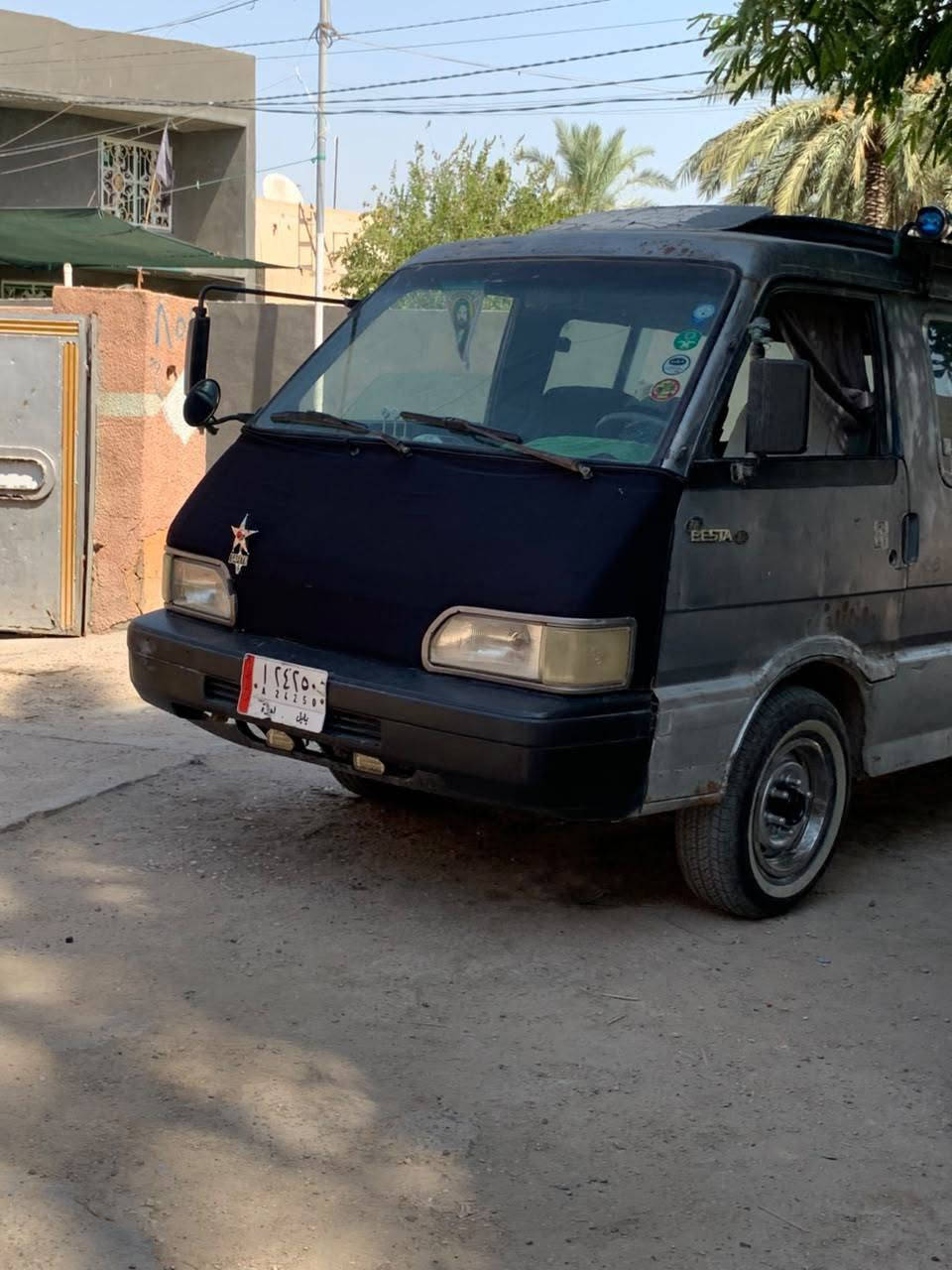 للبيع كيا بستا موديل 94 سياره جاهزه من كير مكينه حداديه تخم تاير بور ستيرن اكسن شواصي كفاله دوشمه جديده وكاله عامه بسمي تريد تحويل تريد وكاله مكان سياره حله مركز المدينه عليه هيئه وغرامات 7 ورقات وره المشتري سعره (  25  )ورقه الاتصال ***********
