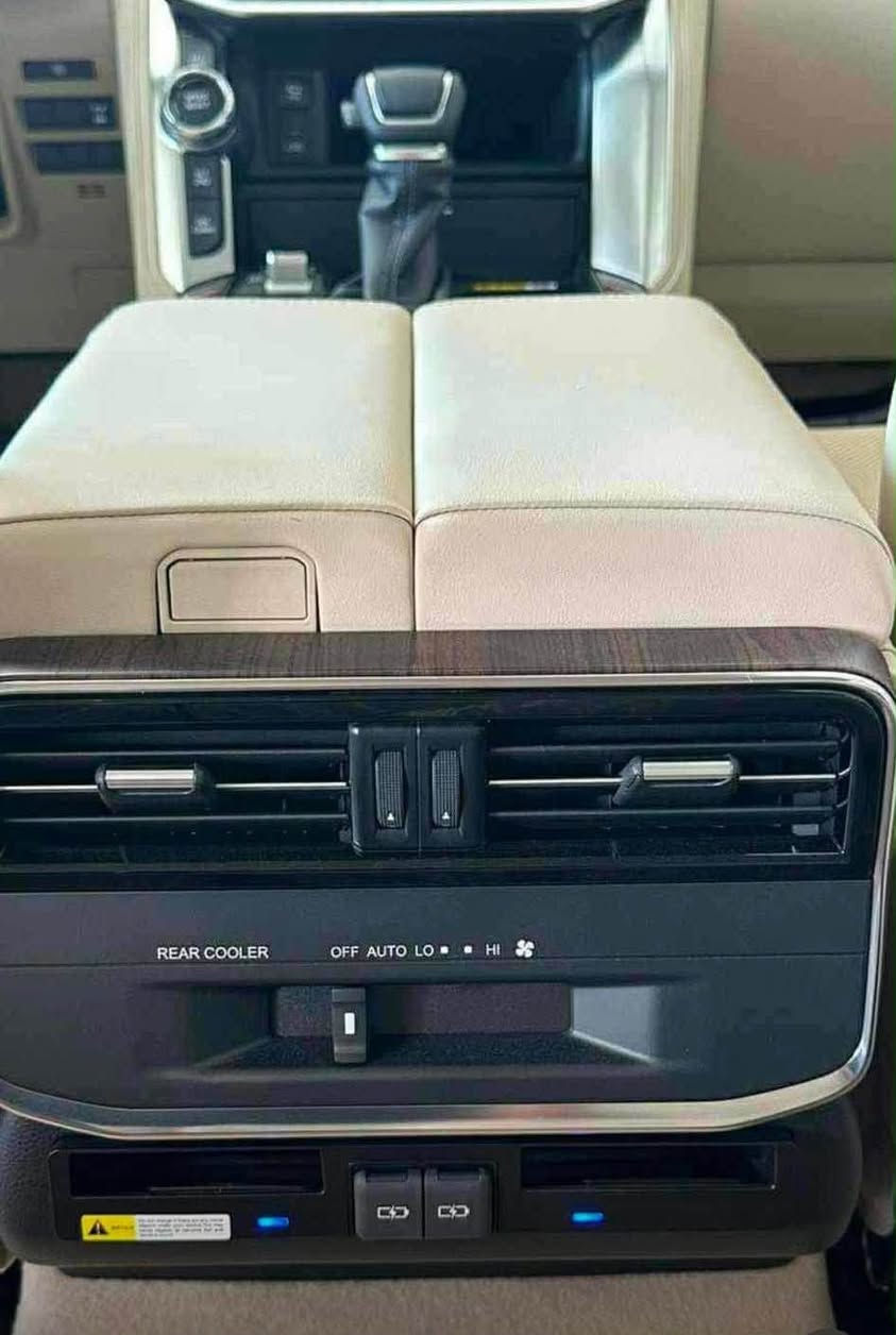 لاندكروز جكساره بريمي ٢٠٢٥ شهدأ باسم راعيها رسمي 
6سلندر تنفس طبيعي  زيرو 📟
مغلفه ppf
بضمان ١٠ سنوات
سعر/السعر 7شدات و20 ورقه
 &شاشات ٣ ابل كار بلي&كامرات ورادارات وحساسات 📷٣٦٠& ابواب شفط مع الصندوق الخلفي شفط 
& كشنات جلد تدفئه وتبريد والاماميه تحكم كهرباء& اشارات ترحيب ضوئيه عند فتح الأبواب الاربعه& 
شحن وايرليس عدد٣ واحد للأمام و٢ بلخلف & 
تحكمات استيرن جهتين وعداد سرع ديجتال & 
دبل اكسل فور ويل درايف& 
لد نهاري خلفي وأمامي & 
زراكات تنظيف الاضويه &
 ثلاجه &مطفئه & 
تشغيل عن بعد &
بصمتين & 
السياره رقم بصره / شهداء باسمي اسوي وكاله عامه مطلقه تتحول شهر ١١ سنة ٢٧  ولايحتاج حضور المالك عند التحويل فقط  او الوكاله  السعر ٧ شدات و٢٠ ورقه

00447897361411 وتساب📲

***********📱

مكلفين ب نشر اخوان لحد يراسنه اتصلو على الارقام الموجوده الزبير, البصرة
