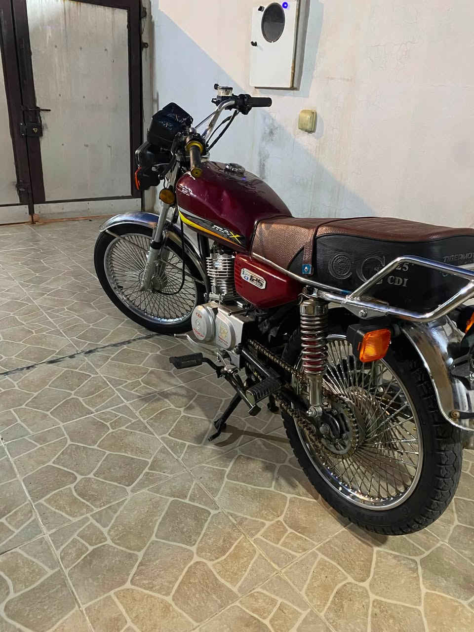 تاكير 4كير موديل٢٢ نشاطه فول مابي عيب محرك شرط لا صرف ولا بخار كهربأيات شغال دشبول اشاير كله شغاله
سعر450بي مجال
***********
