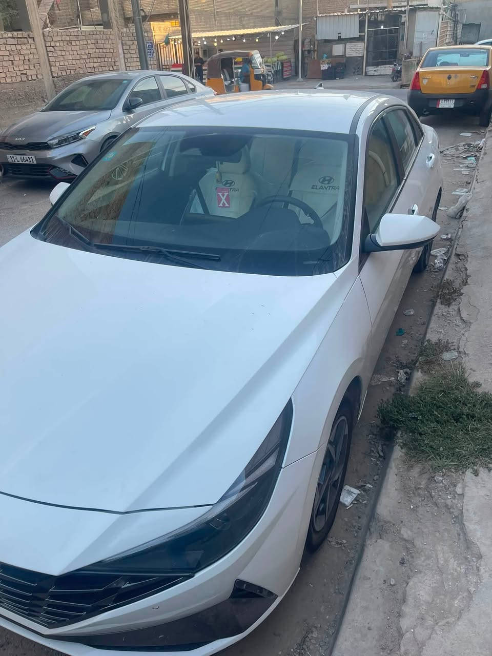 موديل ٢٢
وارد امريكي 
مكينه ٢٠٠٠ دوش
ماشيه ٣٩
رقم بغداد 
مكاني بغداد الحريه 
حادث جاملغ وبنيد 
 السعر ١٣٥وبيه مجال 
رقم ***********
