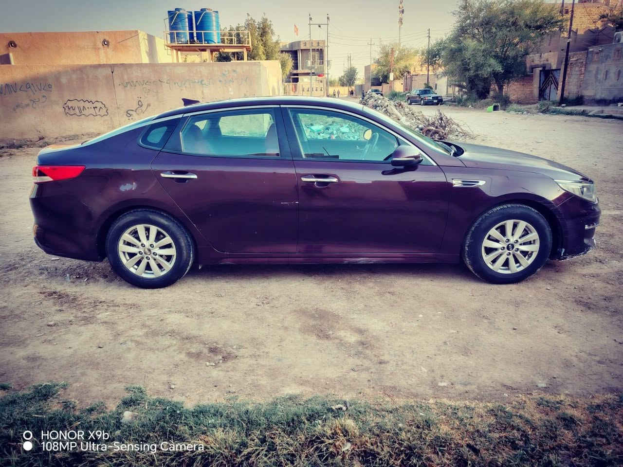 للبيع كيا أوبتيما 2017 وارد أمريكي 🚘
ماشيه 117الف 
🔹 ضربة فقط خشم البنيد على اثرها مبدل
🔹 بدون دواخل
🔹 صبغ مقدار شبر
 الباب الخلفي بيه طخه بسيطه
🔹 الكير ومكينه شرط
🔹 تخم تاير
🔹 أرضية جلد
🔹 السيارة استخدام شخصي ونظيفة
🔷 العنوان ذي قار قضاء الرفاعي 
📍 الفحص للجادين
💰 السعر:[125$]
📞 للتواصل: [*********** 
*********** ]
