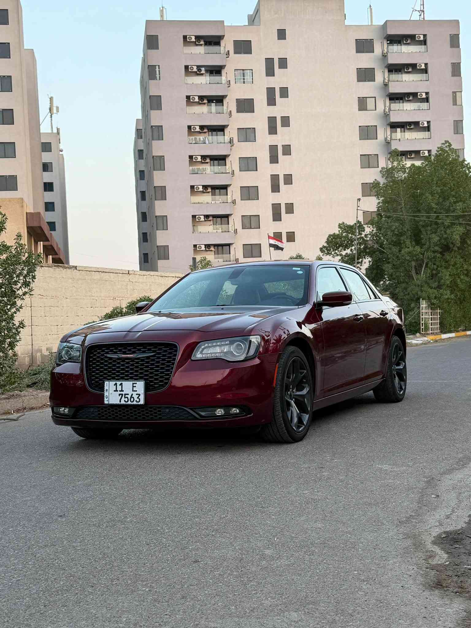 🔴 اللون: عنابي ملكي
✨ سيارة نظيفة ومرتبة جداً
🇺🇸 وارد أمريكي
🖤 داخلية فخمة ومرتبة
💎 شكل رياضي وهيبة الـ 300S
🔑 السيارة جاهزة للفحص والقيادة

سيارة ضباط دخول جديد 

☑ مكينة وقير بحالة جيدة
☑ وتدفئة كشنات
☑ كاميرا خلفية وحساسات
☑ شاشة ومزايا كاملة
☑ جنوط رياضية
☑ السيارة حاضرة للفحص بأي مكان

صور الحادث داخل المنشور+صور التعمير

📍 الموقع: بغداد_البلديات

📞 للاتصال: ***********
***********
