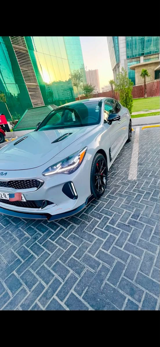 کیا ستینگەر 2022 GT2
مزود صاڵنصا بیلادی ئەمریکا گۆڕاوە.
پانۆراما ، سەماعە Boss ، داتاشۆ و داشبوڵ کامێرا ، کوشن پێش و دواوە سارد و گەرم ، کوشن کارەبایی و خەزن و مەساج ، سوکان شەفت ، سوکان کارەبایی و هەزاز و سارد و گەرم ، پێنج کامێرا 360 ، سندوق شەفت ، چەندین مواسەفاتی تر.
تەنها 50 مایل ڕۆشتووە پێشوو دوا کەبس بە شەرت
ئەگەر کڕیاریت پەیوەندی بکە لە خزمەتدام
***********
***********
