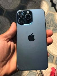 ايفون 15 برو ماكس • ٢٥٦ • بطارية ٨٢