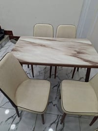 طقم ٩ ميزات • مطاعم وكافيهات • نظيفة مرتبة