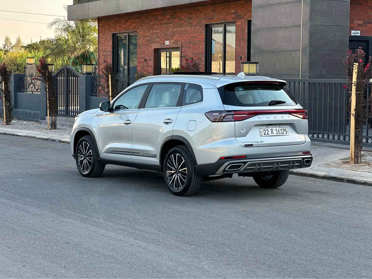 Chery tiggo 8 pro e+ 2024 فول مواسەفات شێری تیکو 8 پڕۆ سیارە کارەبایی و بنزین و هایبرید سفر کیلومتر رقم اربیل حرە باسمی فول مواصفات ضمان شرکە ماشیە 20 الف کیلومتر مکفولە کفالە عامە سعر ۱۹۷ ورقە و مجال واتساب *********** chery tiggo 8 pro e+ 2024 شیری تیکو 8 برو  سێ نیزامە کارەبایی هایبرید و بەنزین زەمانی شەریکە  مواسفات فولە پانۆراما رادار بەسمە شغال کوشن جلد سارد و گەرم و شاشە گەورە و گێچ الکترونی و کامل مواسفات سەیارەکە تەنیا 20 هەزار کیلومتر رویشتووە  بێ بۆیاغ و شوخت و قۆپاو بەشەرتە هیچی نیە بەناوی خۆمە هەموو شتی تازەیە و بەشەرتی تحویل و غرامە و هەموو شتێک سعر ۱۹۷ وەرەقە و مجال واتساب *********** أربيل, العراق
