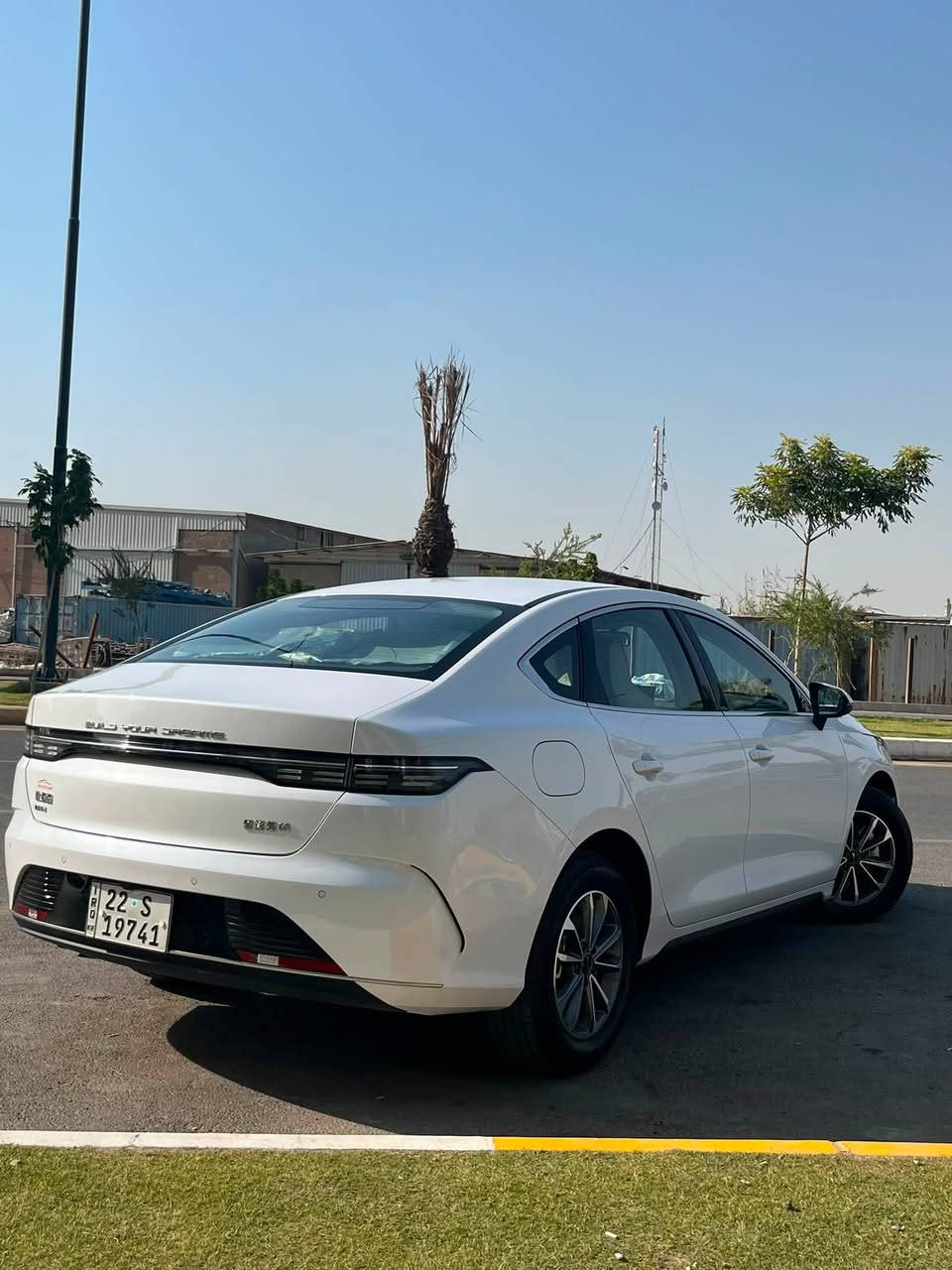سلام عليكم 🙋
{ BYD  Destroyer  2025 }
سياره فول قماره حديد 
مكفوله كفاله عامه { بارد ، صبغ ، تبديل } 
ماشيه 17000 كم الكلي يعني محرك وهايبرد
سياره كامل ملحقاتها  وفوم وارضيات 
راح اذكر مواصفات السياره للي ويعرفها : 

⬜️ شاشه كبيره قلاب مستطيل وعرضي
⬜️ هاند بريك كهرباء ⚡️ 
⬜️ كير ماوس 
⬜️ كامره خلفيه دواره
⬜️ حساس خلفي 
⬜️ بجم + خلف فول LED اشاير لكزز 
⬜️ مودات قياده ايكو سبورت نورمل
⬜️ اشاير بل مري + جام اوتو 
⬜️ تحكم ستيرن جهتين 
⬜️ بصمات دخول ذكي 

رقم  اربيل 
هـ 📞 ***********
عنوانها: بغداد حي جهاد قرب مجمع النسيم
السعر : 19750 وبيه مجال
