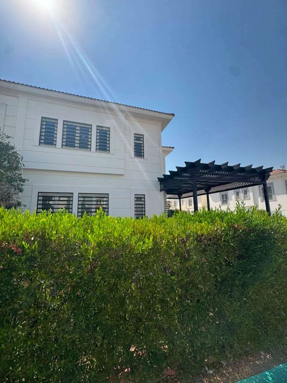 🔸سند طابو يتسجل بإسم اي عراقي
📍أربيل-بيت للبيع مجمع هيوا ستي زونE ع شارع 20M

➖مساحة 200M طابقين ركن
يتكون⤵️
➖5غرف نوم 
➖استقبال-صاله-مطبخ-مجموعه صحيات-كراج
***********
***********
لمشاهدة الفيديو والسعر والباقي من العروضات ادخل للقناة رابط القناة👇
https://t.me/habeb2ali

#عقارات_اربيل #شقق_للبيع_اربيل #بيو_لبيع_اربيل  #فلل_للبيع_اربيل #مجمعات_سكنية_اربيل
 #عقارات_كردستان  
#استثمار_عقاري_اربيل #عقارات_بغداد_سليمانية_اربيل  #عقارات_شمال_العراق  

19 دفتر 75 ورقه
