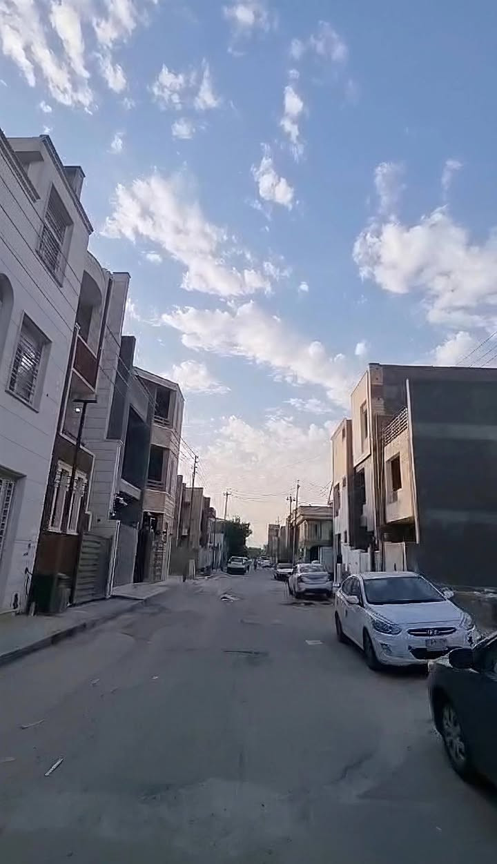 للبيع قطعة أرض في احد ارقى مناطق بغداد:
موقع ممتاز وهادئ وكهرباء مستمرة (خصخصة) 
-الموقع: بغداد - القادسية الضباط محلة 606 - خلف كلية الطب والصيدلة جامعة المستنصرية 
-المساحة : 100م واجهه مميزه 7 الا ربع نزال 15م
-شارع بعرض 12 متر
-اصولية من الناحية القانونية باسم شخص واحد من سكنة محافظة بغداد (جاهز للتحويل) 

-لمعرفة السعر علق ب ' تم ' يصل لك السعر

-بقية التفاصيل تواصل خاص او واتساب او فايبر ***********
