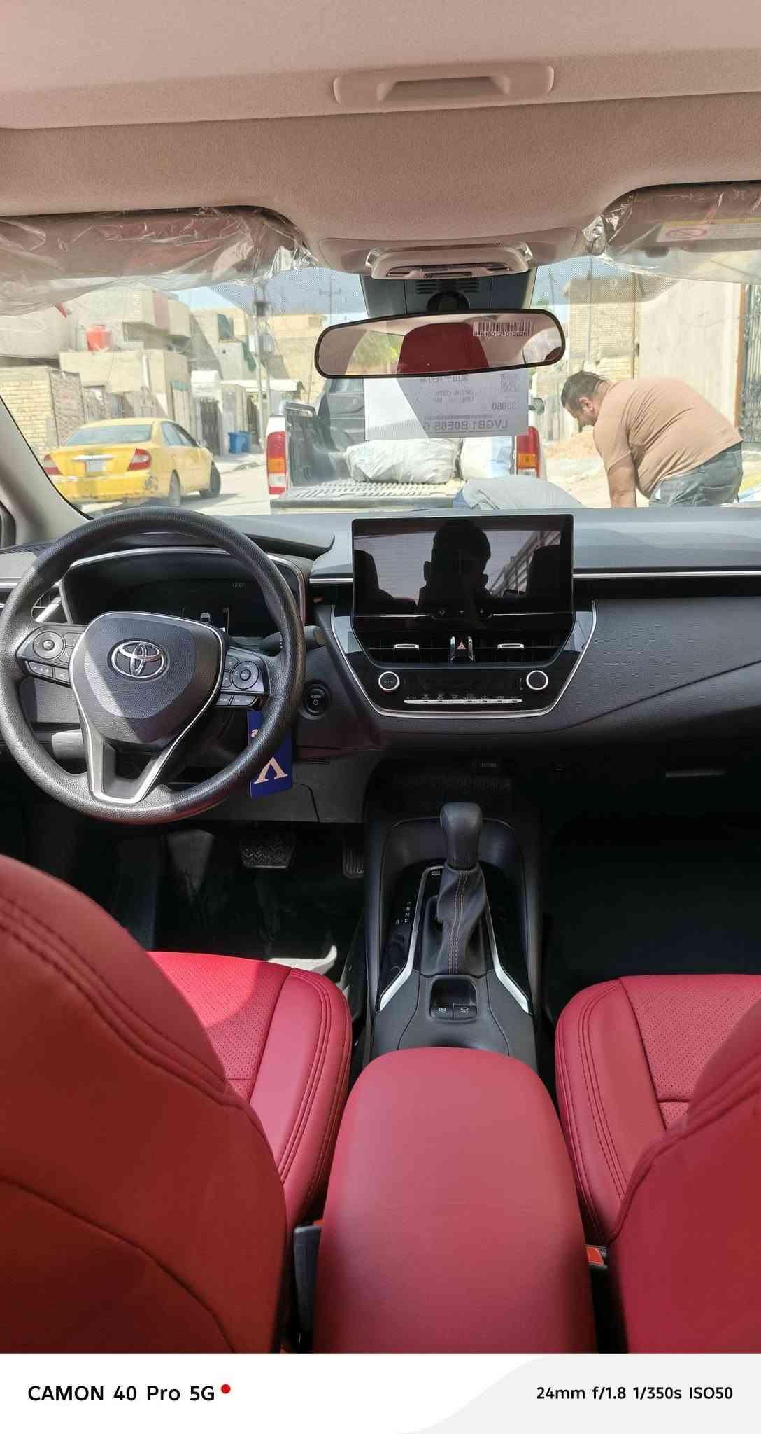 سلام عليكم كورلا هايبرد مديل 2025
مكفوله كفاله عامه السياره بعدها على وضع الشركة 
مكفوله من صبغ وتبديل وحالوب وبارد وPDR 
فول مواصفات 
بصمة+ فتحة
حساس خلفي + رادار أمامي 
شاشه + كامره 
تبريد قطعتين +اشاير مري
تحكمات استيرن + دخل جلد أحمر 
وبعد هواي مواصفات ما ذكره
السياره جديدة المقاعد الخلفيه محد كاعد عليهن 
استخدام شخصي فرشات الشركة بعدها ما مستخدما 
مكان بغداد بلديات
ماشيه 13000 ألف 
الرقم ***********
