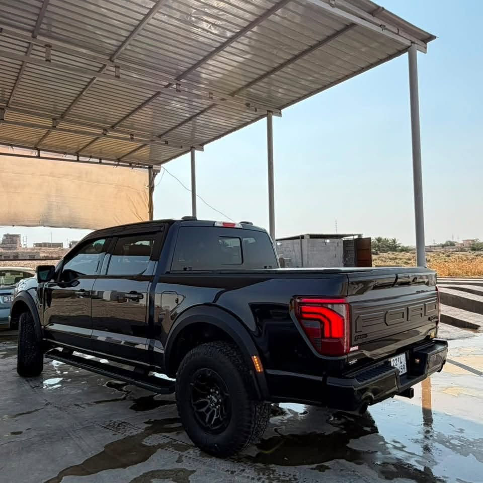 Ford F-150 لاريات 2024 للبيع
فول مواصفات - محدث إلى شكل الرابتر عل بلاد
• المشي: 20 ألف ميل
• كتاب تظليل
• محرك 3.5 توين توربو
• تحديث إلى نظام وشكل الرابتر:
• دبلات ٤ وضعيات معدل رابتر
• لويات معدل 
• ويلات قياس رابتر جديد
• إطارات جديد
 شباك و دعامية اصلي رابتر 
• حادث فقط البونيد والجاملغ سكن مبدل بلاد
•  مكان صغير تعديل بي دي ار
• المحرك، الكير، الدبل، والتحويل كلها بشرط الفحص
المواصفات:
• سقف بانوراما
• داتا شو
• دبل اكسل
• بعد هواية مواصفات
صونار و صورة حادث مرفق بل منشور
***********
