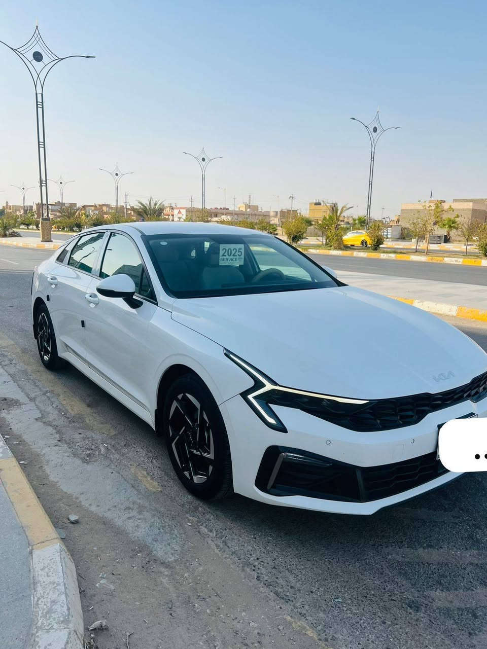 سياره للبيع Kفايف مديل 2025 خليجي ماشيه 32 الف رقم بغداد السعر خاص اتصل عل رقم *********** مكان سياره ناصريه
