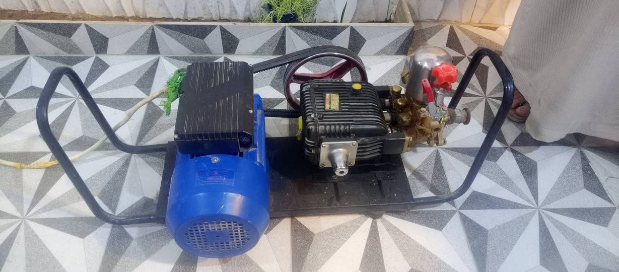 مطور غسل لبيع جاهز جديد أربعة حصان كامل حتى ضاقطه جديد سعر 350 مكان البصره المدينة ***********
