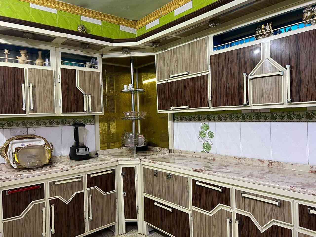 كاونتر للبيع نضيف مكاني مدينه الصدر للاستفسار الاتصال على الرقم ***********
