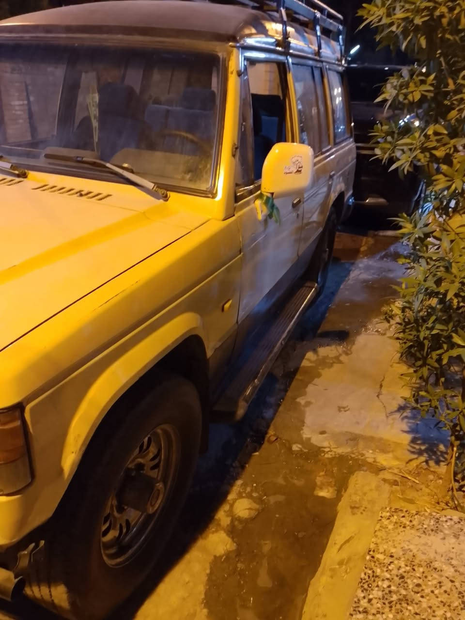 سياره للبيع تالوبه موديل1989
السعر 38 وبيهه مجال 
التواصل: ***********
