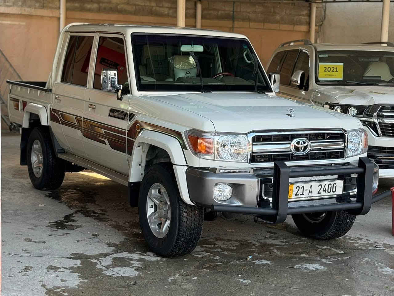 السلام عليكم ورحمه الله
للبيع تويوتا لاندكروز شاص   V6  LX 

📢 السياره جافيه ومعمره صبغ عام
معجون بلقماره موجود 

حاليأ جاهزة للعمل من كل نواحي

المكينه وكير مكفول بشرت

مكانها كردستان معارض السيارات 

تبريد ثلج كهربايات كامله تخم تاير

رقم سليمانيه  باسمي  شرط تحويل 

موديل 2018  بلاد واصل فول 

📍ملاحظه السياره صبغ عام بدون داخل بدون كص تعمير وصبغ اثر الجفيه قمارة معجون قليل

السياره جافيه ومعمره ومصبوغه

السعر ((( 105$  وبيها مجال بسيط ))) 

للاستفسااراكثر اتصال او وتساب 

____ ***********_____
