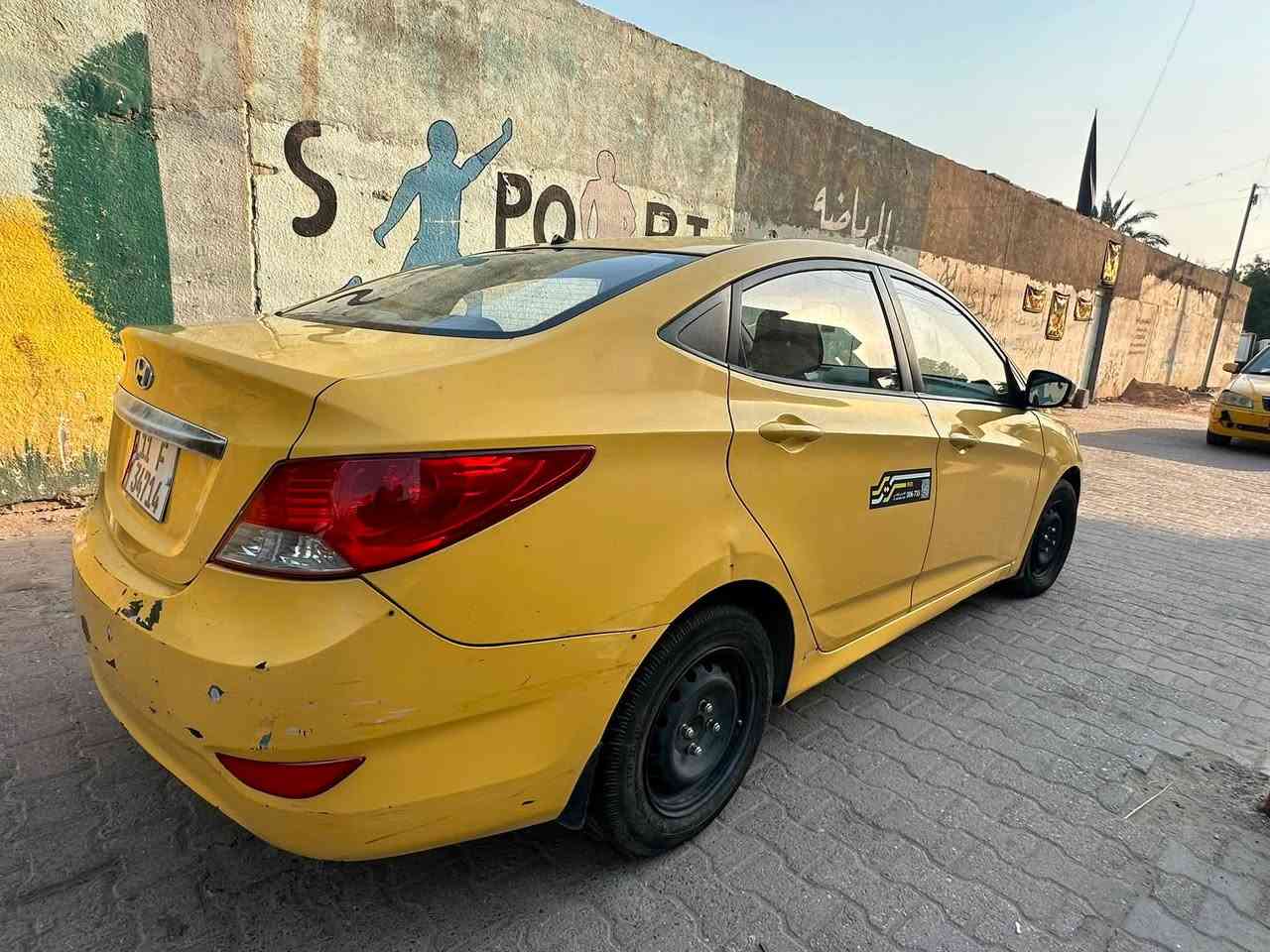 السلام عليك اكسنت موديل ٢٠١٥ وارد خليجي محرك ١٤٠٠ بس التبريد منقص غاز
عنواني بغداد 
للاستفسار ***********
