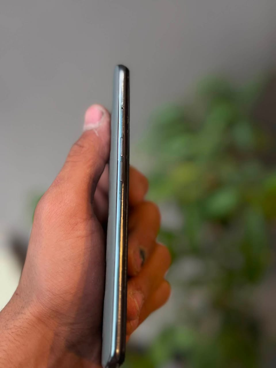Realme GT Master{نسخة خاصة}
بطارية:4300
ذاكرة:265 
رام:8 
مبدل شاشة نوعية زينة  وبيها فطر بسيط ما بين ما مأثر على لمس يشتغل طبيعي  
سعر :130 بطارية:4300
ذاكرة:265 
رام:8 
مبدل شاشة نوعية زينة 
سعر :مراوس فقط
***********
