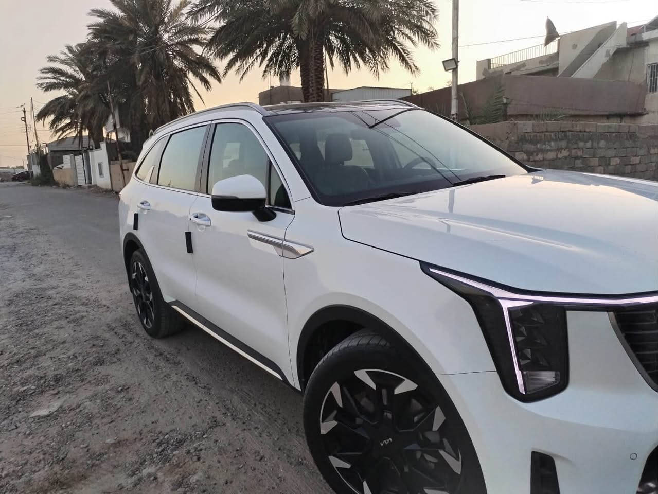 سورنتو ٢٠٢٤ • ماشي ٦٩٠٠٠ كم • بانوراما