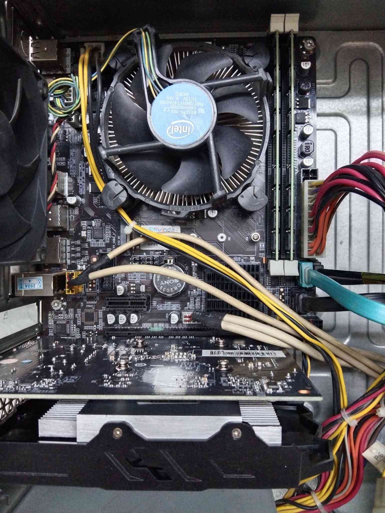 كور i5 جيل ثالث • RX550 4جيجا • رام 16جيجا