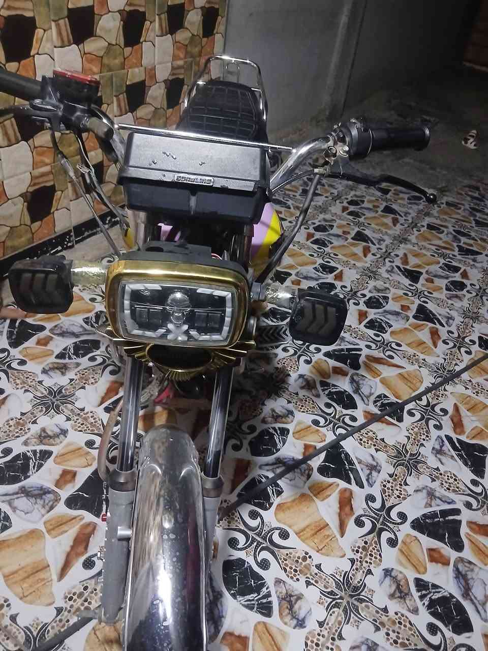 دراجه تايكر للبيع  موديل ٢٥ اوراق اصوليه  
احله من الصوره  ٦٥٠  مكان جسر بته وبيه مجال ***********
