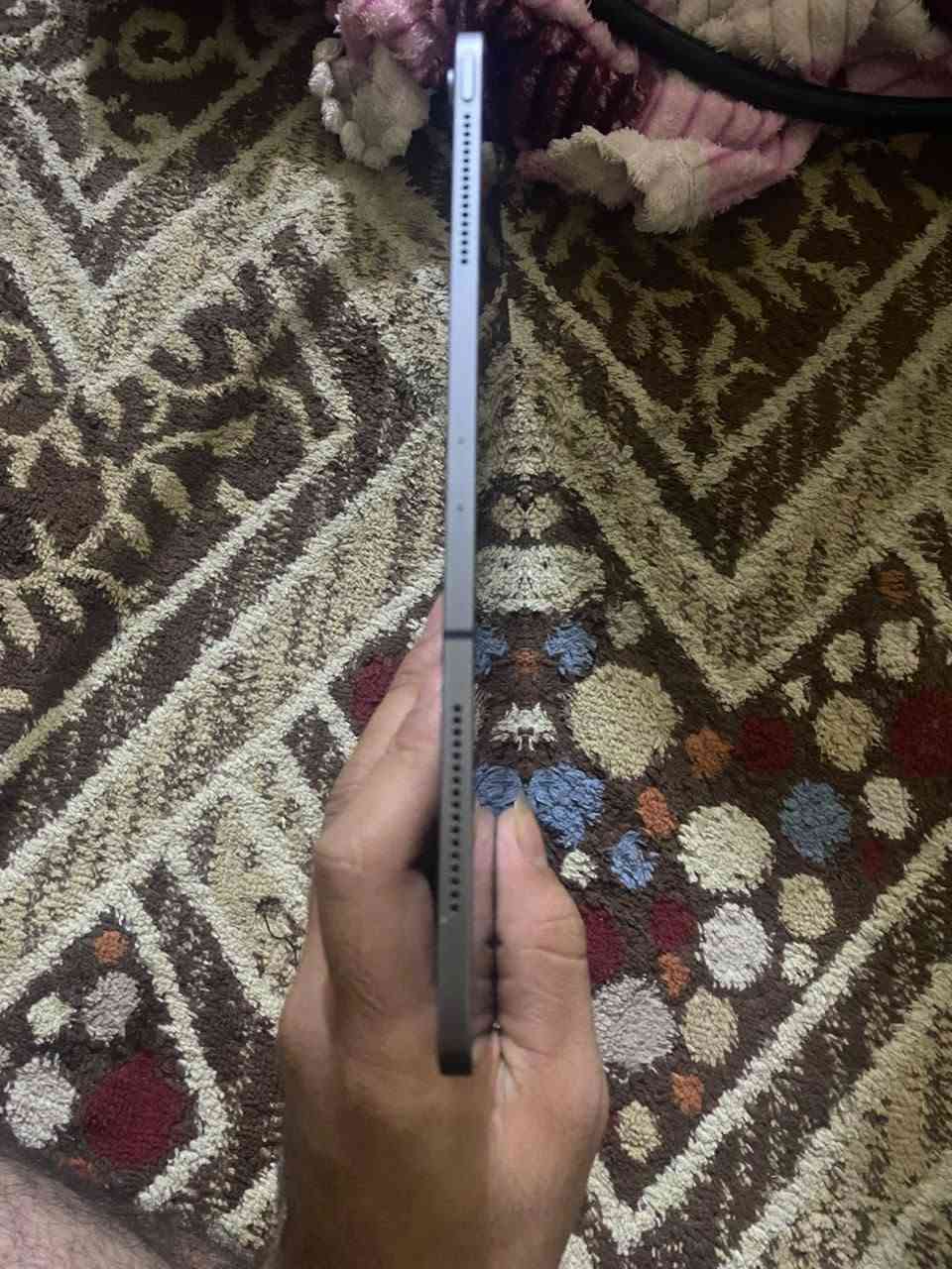 ايباد برو ١٢.٩ • ذاكرة ٦٤ • بطارية ٨٦٪