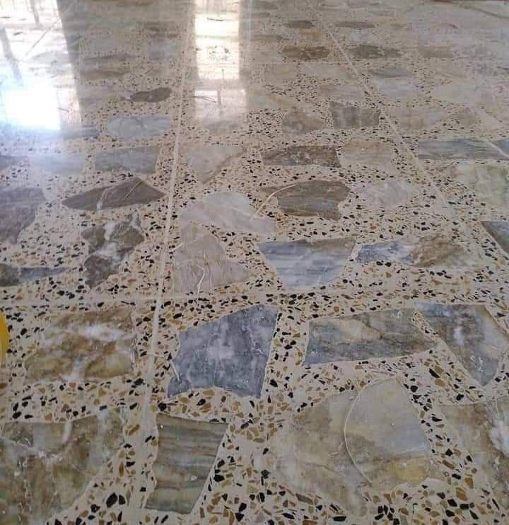 سلام عليكم ورحمه الله وبركاته سيد حيدر لجلي الموقعي جلي المرمر والكاشي وتنضيف البورسلاين والسيراميك رقم الهاتف ***********
