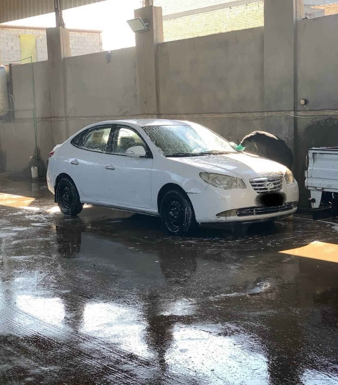 النترا • ٢٠١١ • مكينة ١٦٠٠