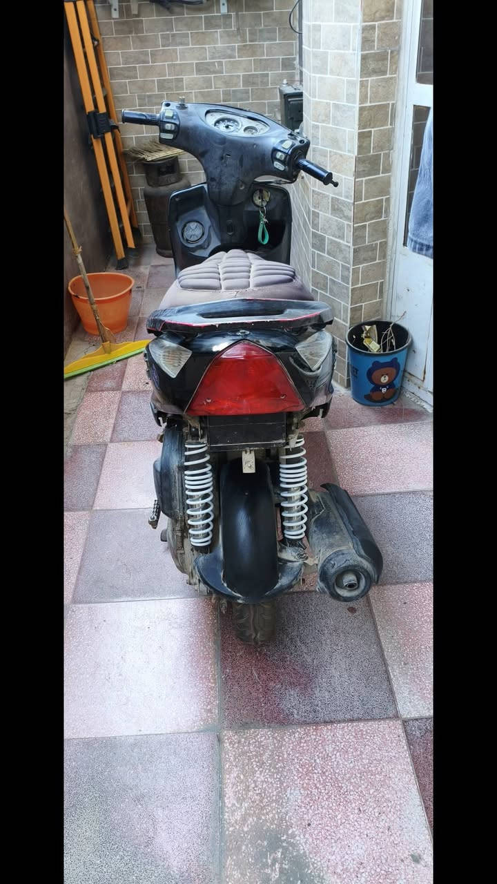 ثعلب للبيع دراجة عطلها كابريتر السعر 400 بيها مجال للشراي بغداد زعفرانية ***********
دبلات اصلية 

تايرات جدد

كشن مدوشم

دراجة شلعة معدل

كلجات اصلية
