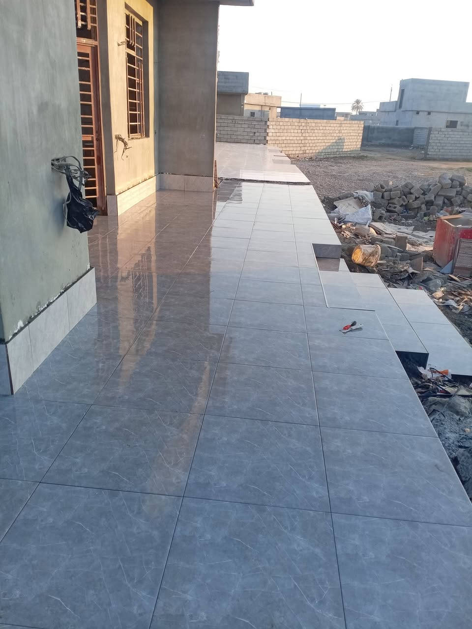 شرط إستلام مهندس ما عجبك الشغل كلي ما عجبني هديه ترظي ابو البيت ما عليك بس الاتصال ***********
