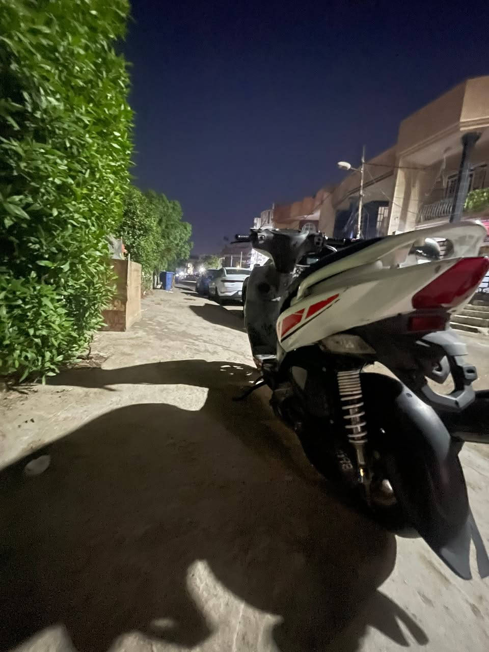 سلام عليكم جيتي ار لبيع دراجه بلاديه تخبل مابيه اي نقص تجي بس شغل وتروح ودراجه متروكه صارله شهر مكاني بغداد حي اور سعر 750وبيه مجال ***********موجود بس تصال ماكو وتساب
