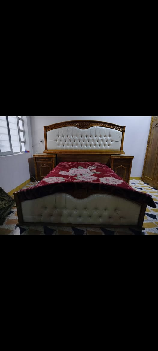 غرفة • الموصل • بيها مجال