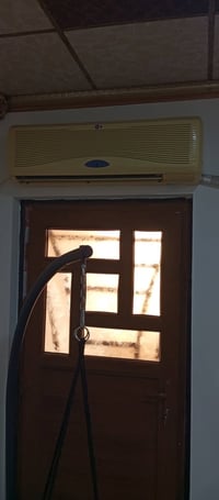 سبلت جداري • ١.٥ طن • اواكس اصلي