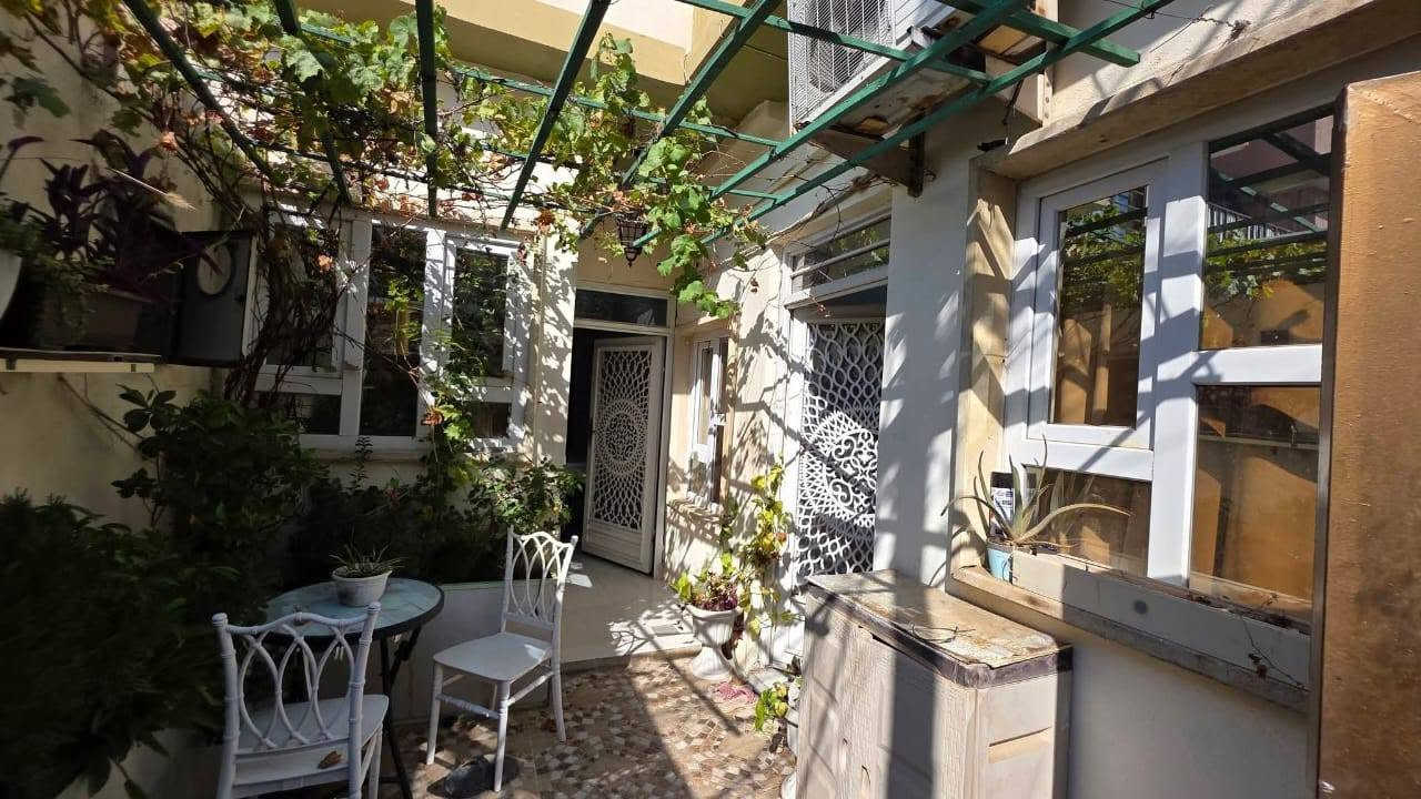 🏠الدار للبيـــع 🏠الدار للبيـــع 🏠

🌏حي المحاربين 🌏
مدرسة حضارة

#المساحـــة👈 130

#الواجهة👈 8 🤗

🔥🔥 بناء قديم محدث 2020 🔥🔥

⚡يتكون من

كراج 
اسقبال
مطبخ كبير
هول
غرفة نوم كبيرة
غرفة نوم صغيرة
صحيات معزولة

⭕ الطابق الثاني ⭕

غرف نوم 1

⚡موقع مميز جدا ⚡

✍️المكاتبة مع الشرعي ✍️

🔥🔥 السعر 130 مليون فقط 😱 وقابل للتفاوض 🔥🔥

للمزيد من المعلومات يرجى الاتصال على الأرقام الاتية

***********
***********

لعرض عقاركم يرجى الاتصال على الأرقام المذكورة
