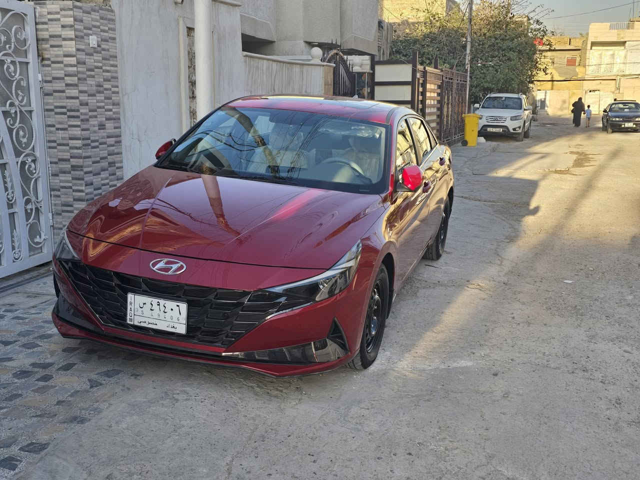 اللنترا 2023 وارد خليجي السياره فول للاخير فتحه بصمه شاشه تشغيل عن بعد  نضيفه ماشيه 94 مكفوله ما عده بارد بالباب خلف الصدر الباقي مكفول السياره ويل كب الاصلي موجود مماشي ع البلاد اني شايله وياهه موجود السعر 166 وبيهه مجال بسيط للاستفسار الاتصال ع ***********
