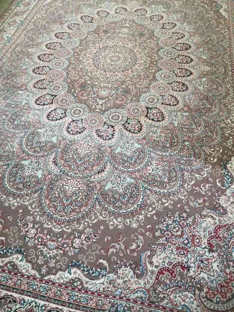سڵاوریز چوارفە رشی 500شانە ی ئیرانی سێ دانە ی 3x4 یە ک دانە ش 2x4نرخی هه رچواریان 300هه زارە چوارقورنە ***********
