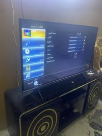تلفزيون بانسونك • ٤٥ بوصه • ميز تلفزيون