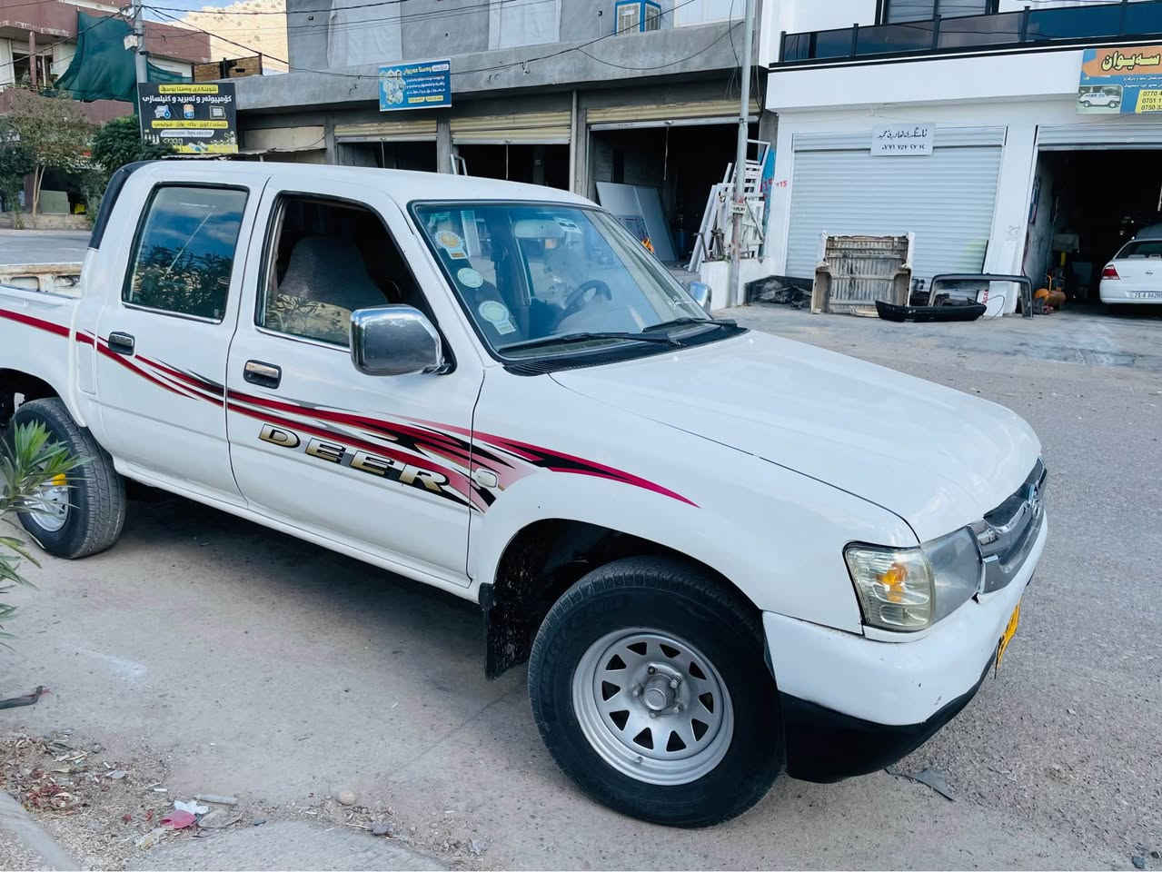 دێر ٢٠٠٦گێڕ مەکینە بەشەرت مەکینە کابرێتە
سەنەموی جنوبە بەشەرتی ئەوەلایات 
بەس شوێن لەزگەکەی بۆیاخە لێدراوی هیچنیە
بۆزنیاری زیاتر
***********
نرخیشی ٢٨گەلا تۆزێک مەجال السليمانية, العراق
