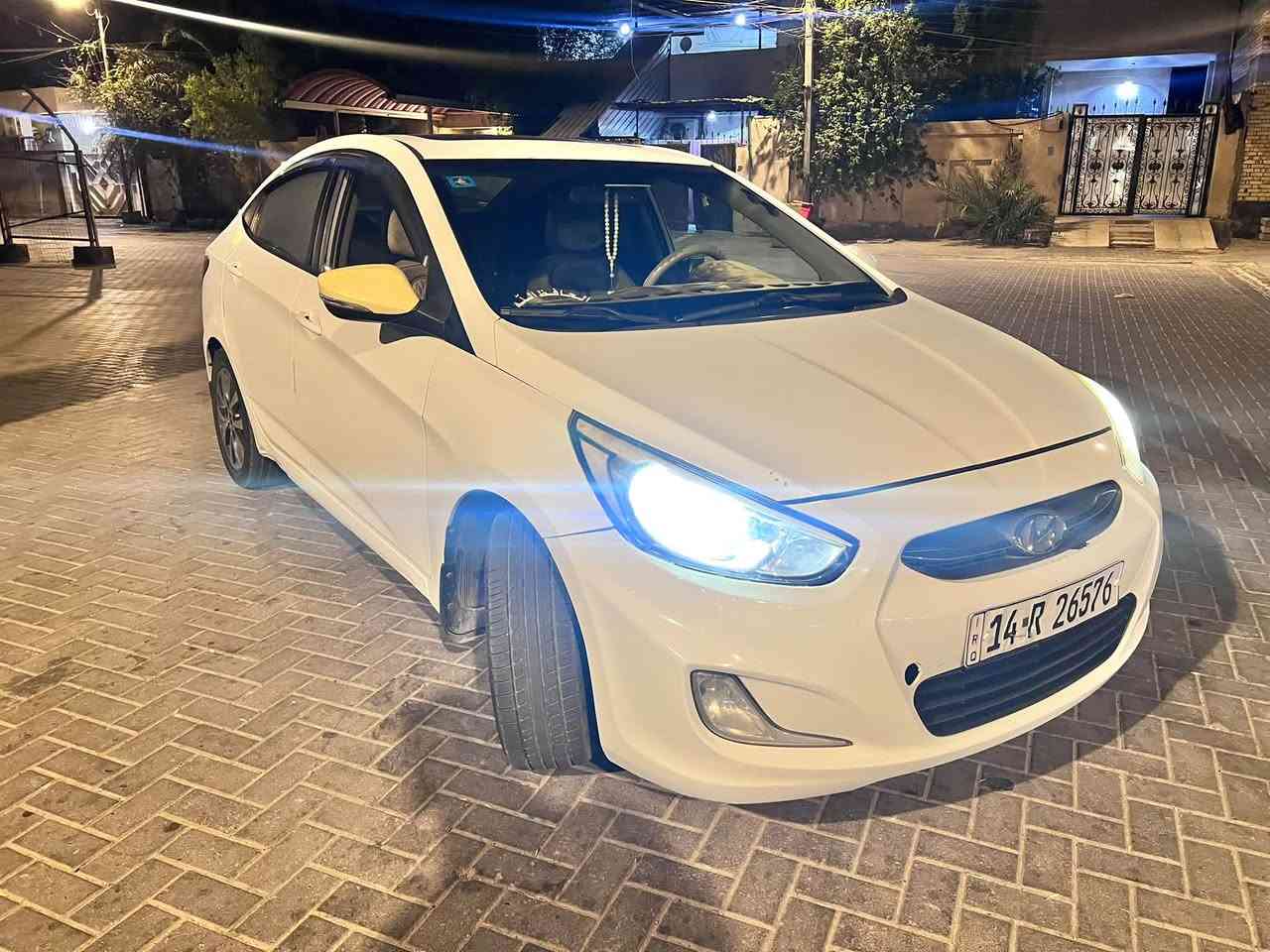 هيونداي اكسنت مديل 2016 خليجي كفاله سياره جاهزه مكينه كير حداده تخم تاير تبريد تدفئه  كله جديد فول مواصفات ماعدا البصمه بسمي تحويل مباشر مكاني بصره معقل سعر 108 وبيه مجال حك الجيه  استاذ علي  780 415 2147‬
