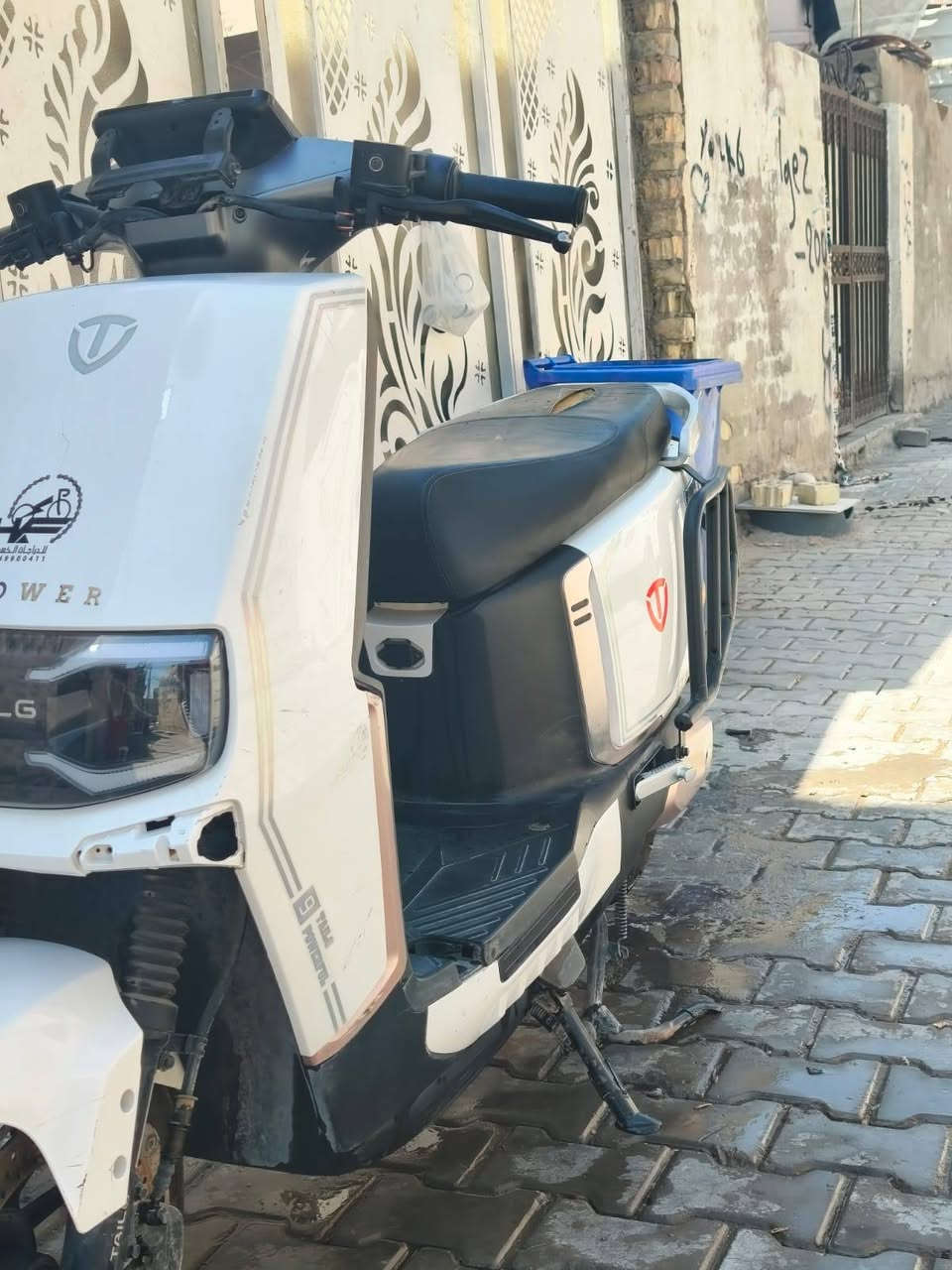 دراجه شحن ريان الوحش جديدة
وبيهة نواقص بصيطة 
6بطاريت عاديات  
الدراجه نضيفه  
سعرهه 700 ومستعجل عله البيعه وبيهه مجال  وما اقصر الي يدخل للستفسار ***********
