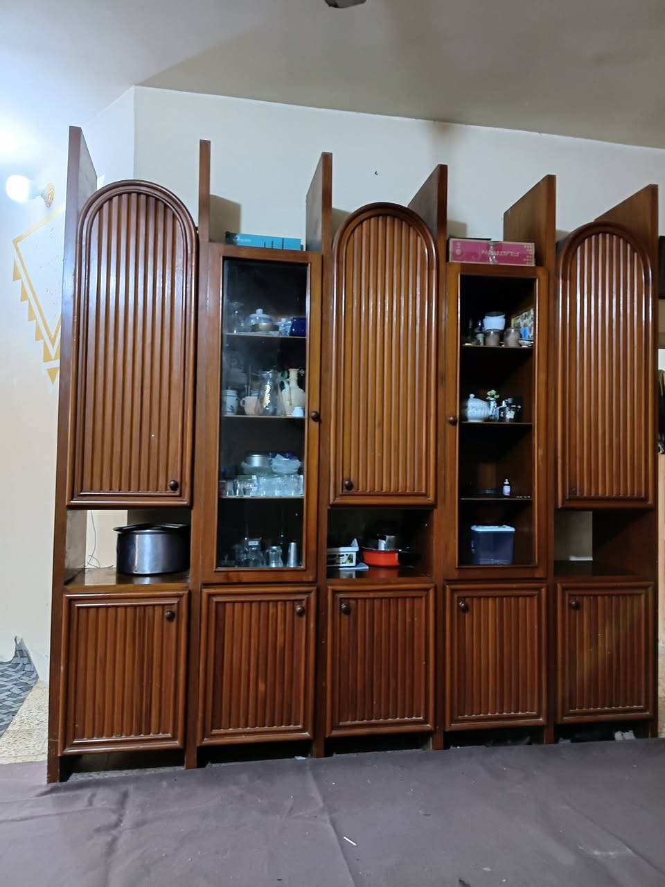 معرض خشبي صااج الاصلي فخم وراقي جدا رايدته ب 550 للاستفسار واتساب ***********
