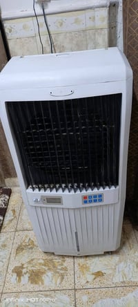 مبردة كبيرة • نظيفة • تبريد يخبل