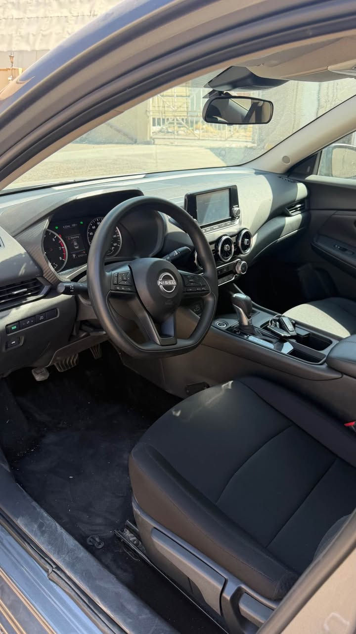 سلام عليكم 
NISSAN SENTRA S 
موديل 2024 
جملغ ربع بوند سبغ 
بدون دواخل بدون ايرباك 
☎️***********
سعر 122 مجال للطيبين اكر, نينوى
