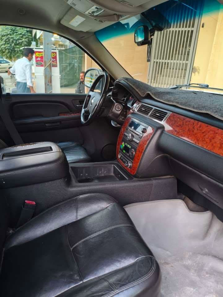 TAHOE 2009 LT
دەبڵ ئەکسل
جڵد
ناو ڕەش
کوشن ڤی ئای پی
حیزام بۆیاخ
٦٩ گەڵا معامەلەیەکی کەم 
***********
