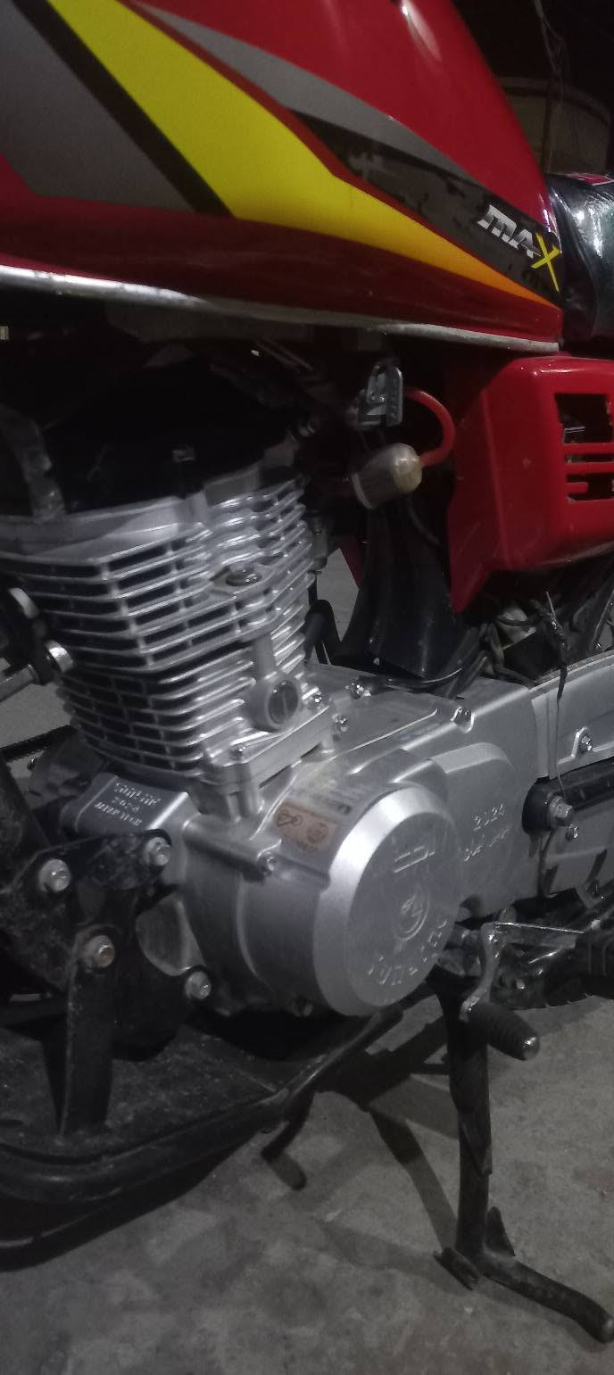 ***********سونك البيع موديل 24 شرط نضافه فول كهربائية كله شغاله سعر 550 ويرهم مروس  بدراجه خمسه كير مودبل 25 25 23

