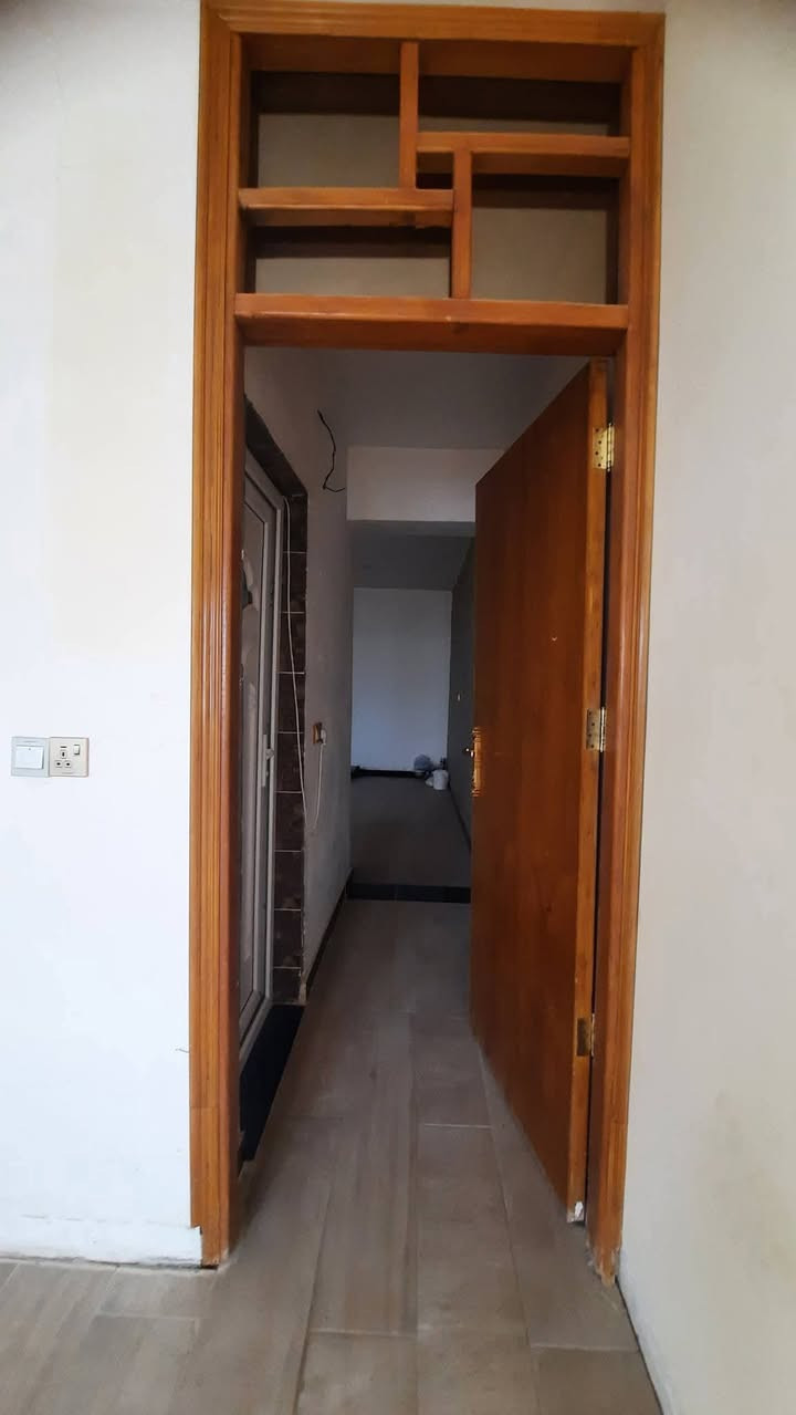 دار للبيع مساحه 100 متر واجهه 5 متر  وللنزال 20 متر  طابق ونص كامل
يحتوي على ؛
غرف نوم عدد 2
حمامات 2 
صالة + مطبخ
استقبال + بيتونة 
العنوان البلديات الضباط الثانيه الزراعي شارع 15 قريب شارع المحطه الصفره للإستفسار اكثر اتصل ع الرقم *********** متوفر واتساب
